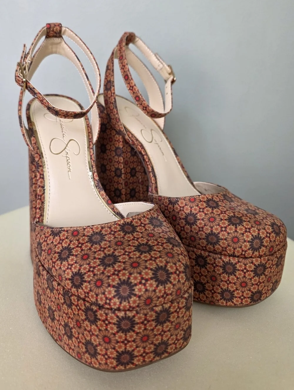 Jessica Simpson Skilla Floral Platform Pumps, Boho Geometric Print, Size 7.5 NEW